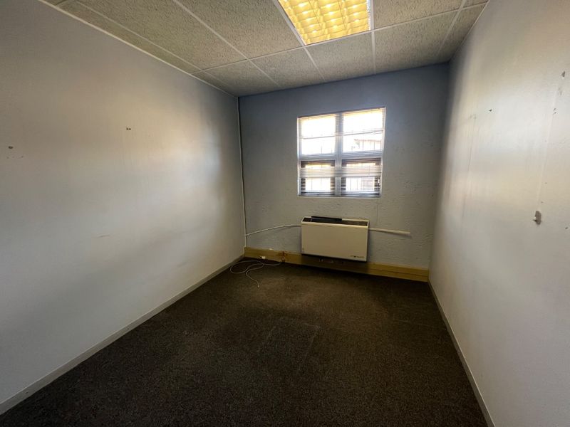 Prime Commercial Building for Sale in the Heart of Bendor, Polokwane - Photo 10