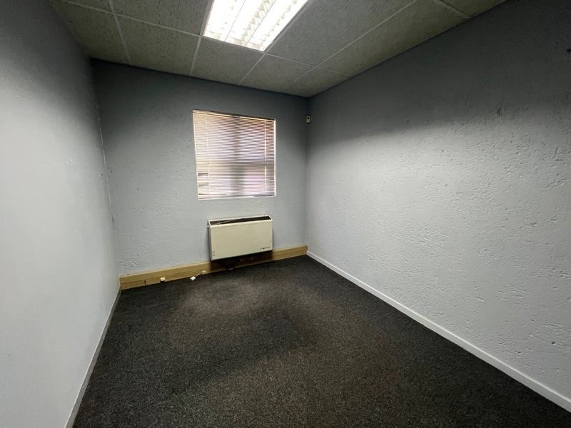 Prime Commercial Building for Sale in the Heart of Bendor, Polokwane - Photo 8