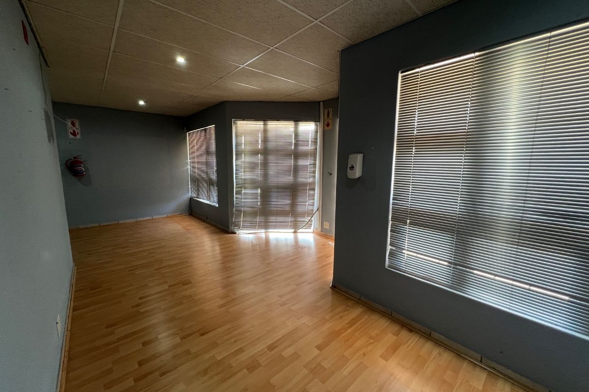 Prime Commercial Building for Sale in the Heart of Bendor, Polokwane - Photo 4