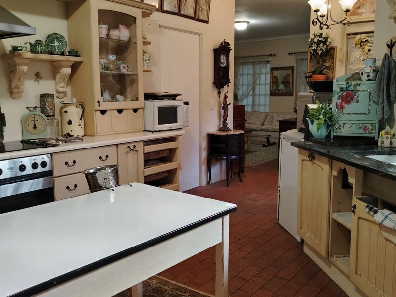 A Spacious Family Home in Onrus North with Heart, Soul, and Serious Potential - Photo 9