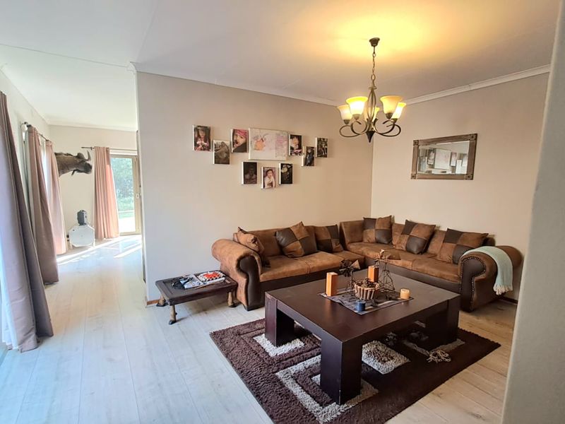 GREAT HOME... GREAT AREA... INTERESTED??? - Photo 2