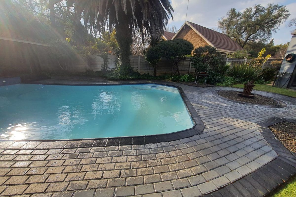 Magnificent Propety For Sale - Photo 4