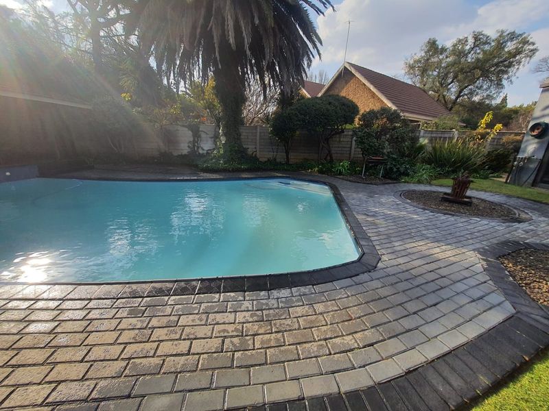 Magnificent Propety For Sale - Photo 4