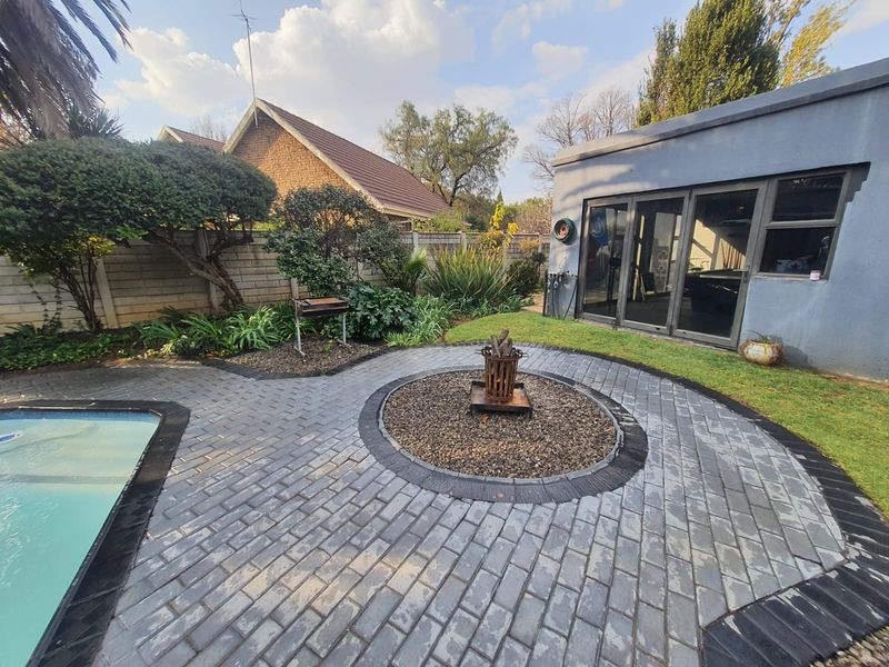 Magnificent Propety For Sale - Photo 5