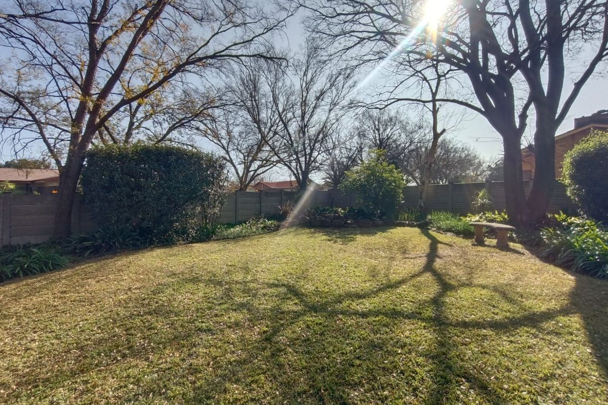 !Warm Colouring and Exciting! - Photo 4