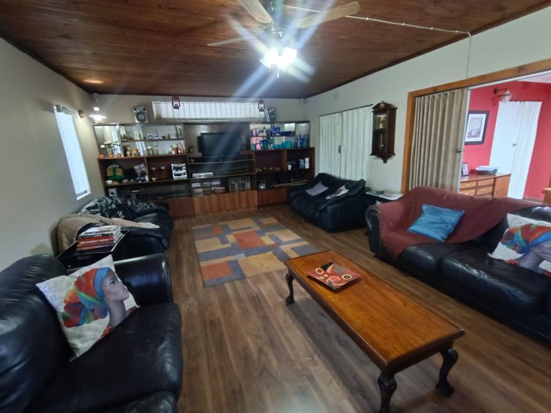 !Warm Colouring and Exciting! - Photo 10