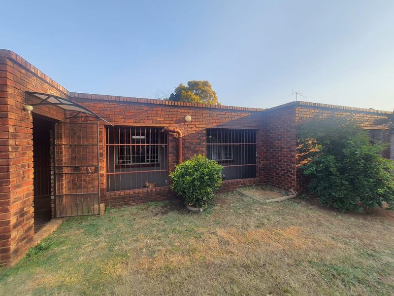 CW 5 Property New To The Market - Photo 2