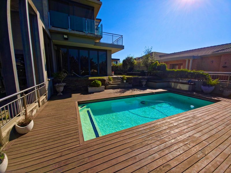 Modern Masterpiece in Bankenveld – 5 Bedroom Architectural Stunner with Pool & Designer Finishes - Photo 7