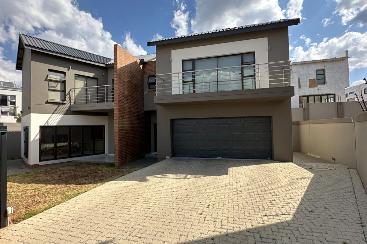 Welcome to a Rare Opportunity on Bryanston Drive - Photo 4