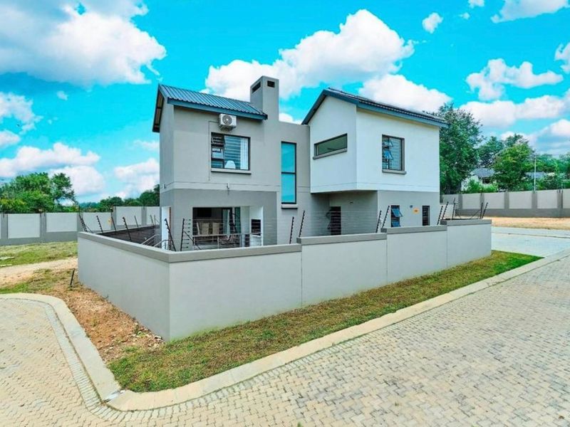 Welcome to a Rare Opportunity on Bryanston Drive - Photo 2