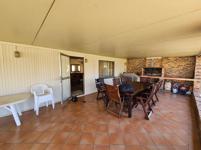 Beautiful Home for Sale in Secured Estate – Vanderbijlpark - Photo 5