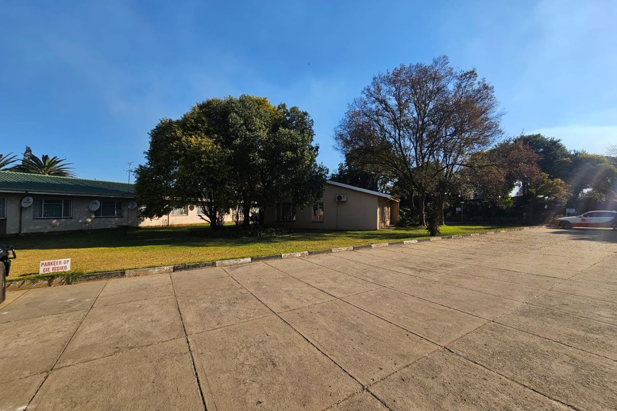 Sole Mandate - Beautiful Retirement Village Homes for Sale – Life Rights Option - Photo 4