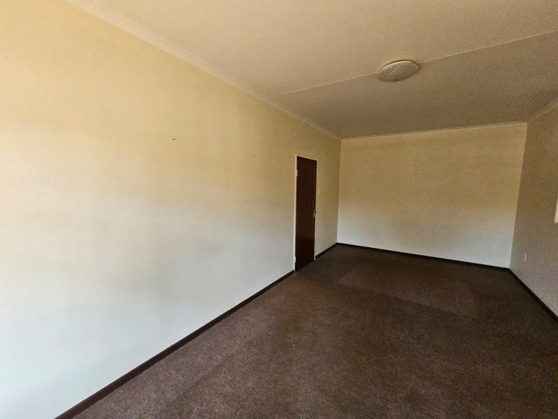 Sole Mandate - Beautiful Retirement Village Homes for Sale – Life Rights Option - Photo 10