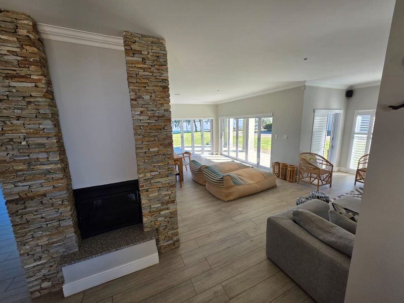 EXCLUSIVE PROPERTY AT THE VAAL DAM - Photo 5