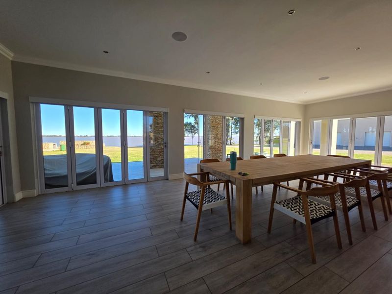 EXCLUSIVE PROPERTY AT THE VAAL DAM - Photo 10
