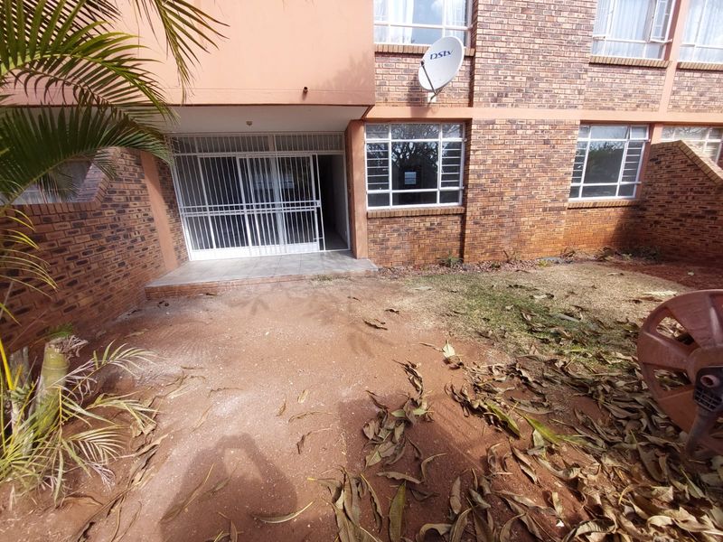 3 Bedroom apartment on ground floor Sinoville - Photo 2