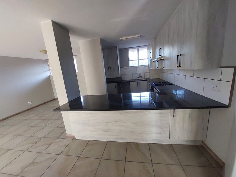 3 Bedroom apartment on ground floor Sinoville - Photo 1