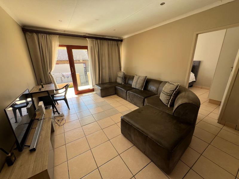 Townhouse available - one of Polokwane’s most established and secure residential estates - Photo 8