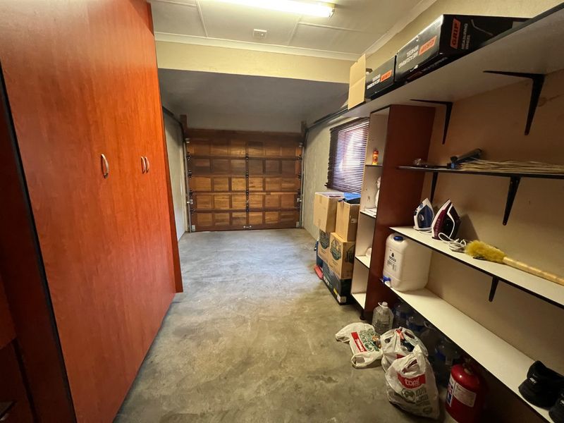 Townhouse available - one of Polokwane’s most established and secure residential estates - Photo 10