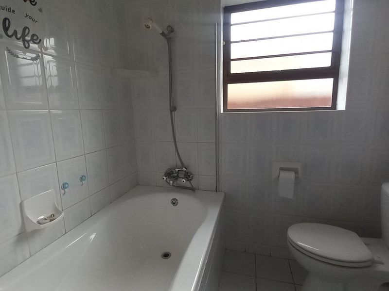 4 BEDROOM DOUBLE-STORY HOUSE FOR SALE - Photo 8