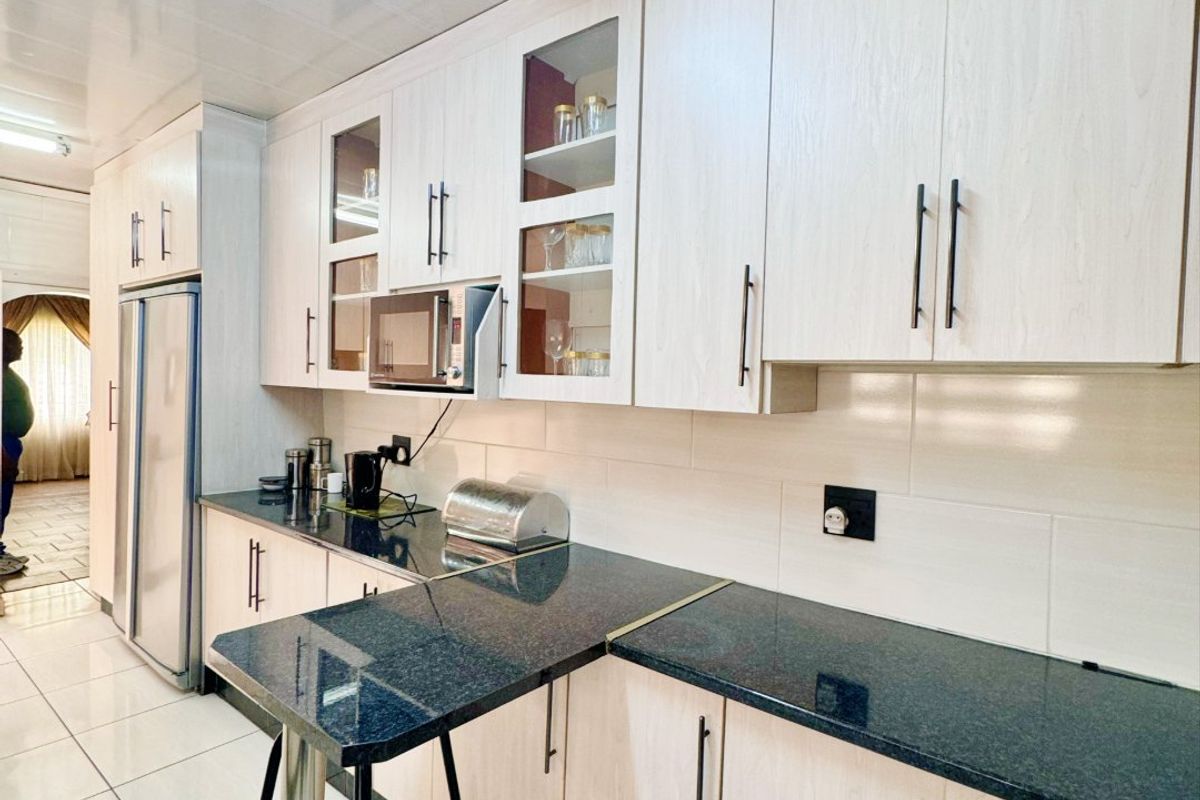 House For Sale In Witbank - Photo 3