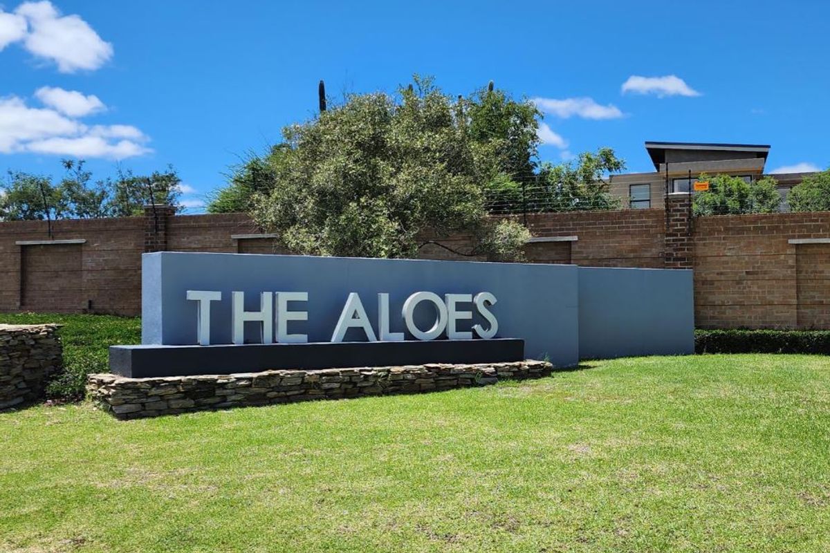 Brand New Ultra-Modern Home for Sale in The Aloes - Polokwane's Premier Lifestyle Estate - Photo 2