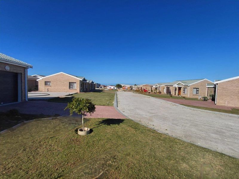 2 BEDROOM RETIREMENT UNITS (LIFE RIGHTS) - Photo 2