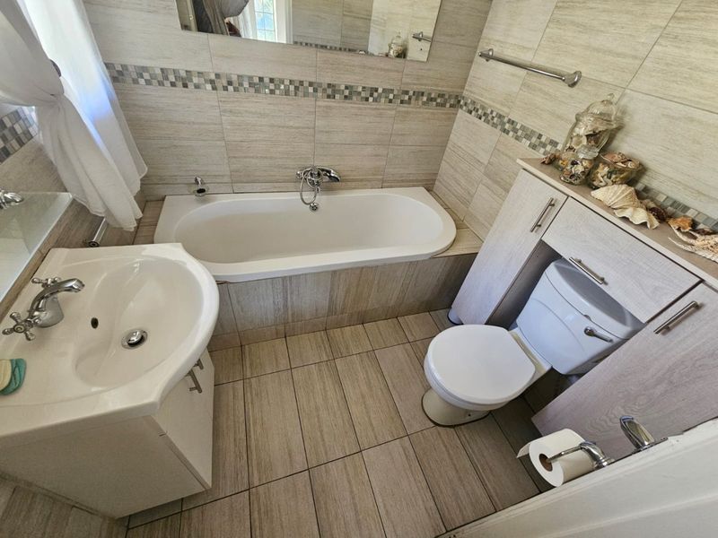 GEM FOR SALE IN VAALPARK - Photo 3