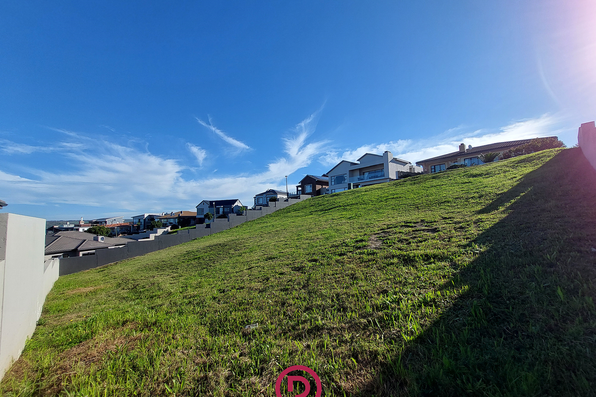 Build Your Dream in a Community That Lasts: Prime 593m2 Stand in Exclusive Monte Christo - Photo 3