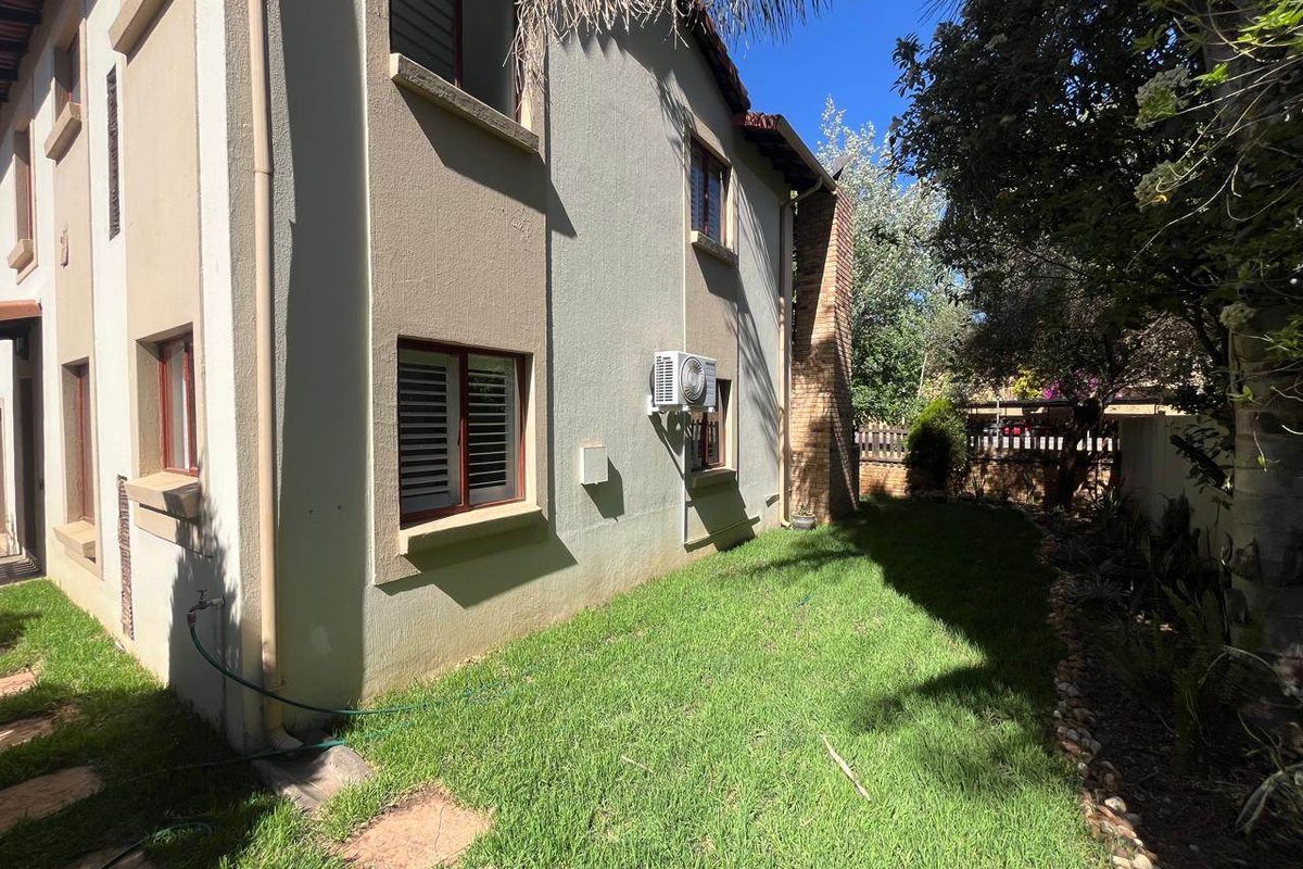 Cluster Rental Monthly In Roodepoort - Photo 3