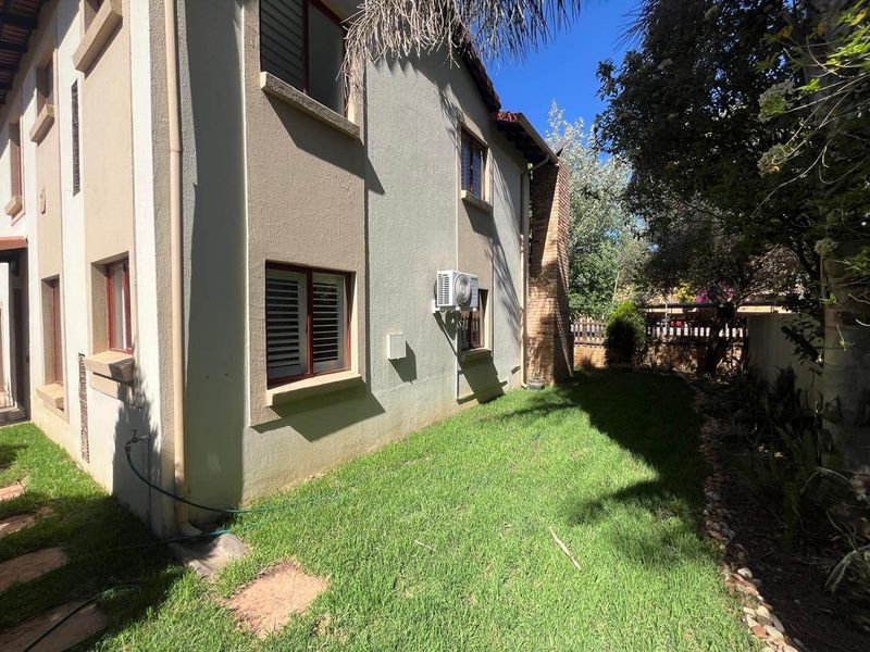 Cluster Rental Monthly In Roodepoort - Photo 3