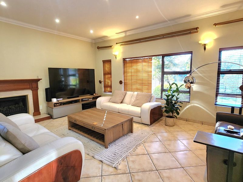 House For Sale In Centurion - Photo 9