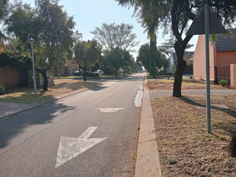Townhouse For Sale In Centurion - Photo 7