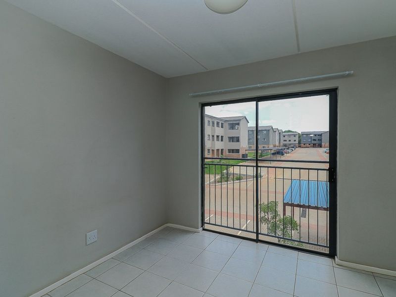 Apartment Rental Monthly In Brakpan - Photo 8