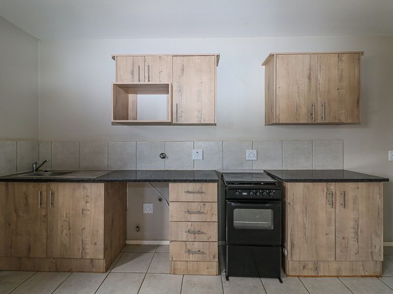 Apartment Rental Monthly In Brakpan - Photo 6