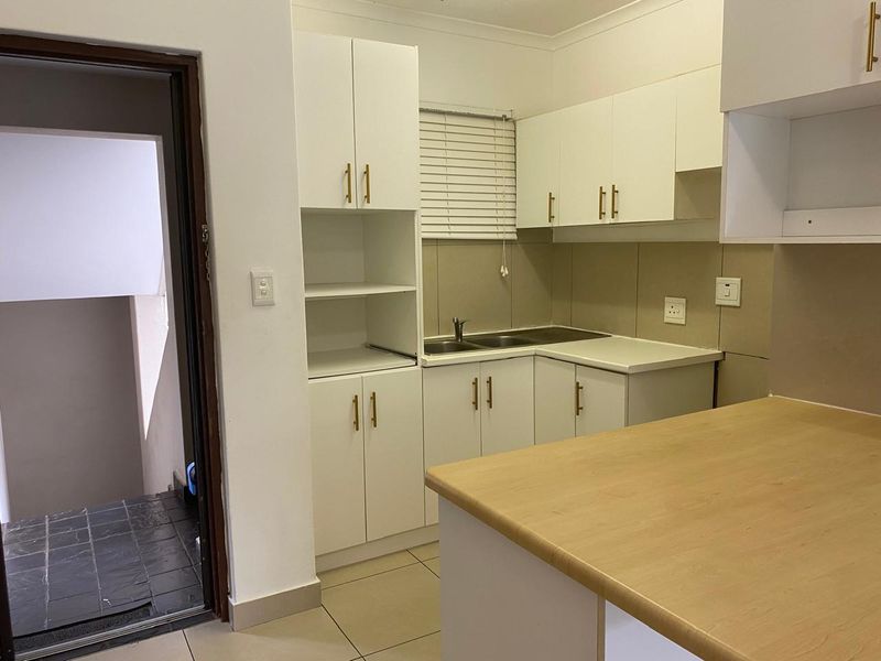 Apartment Rental Monthly In Durban - Photo 1