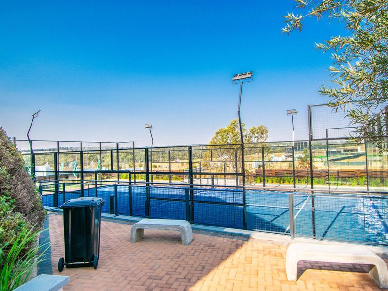Apartment Rental Monthly In Sandton - Photo 8