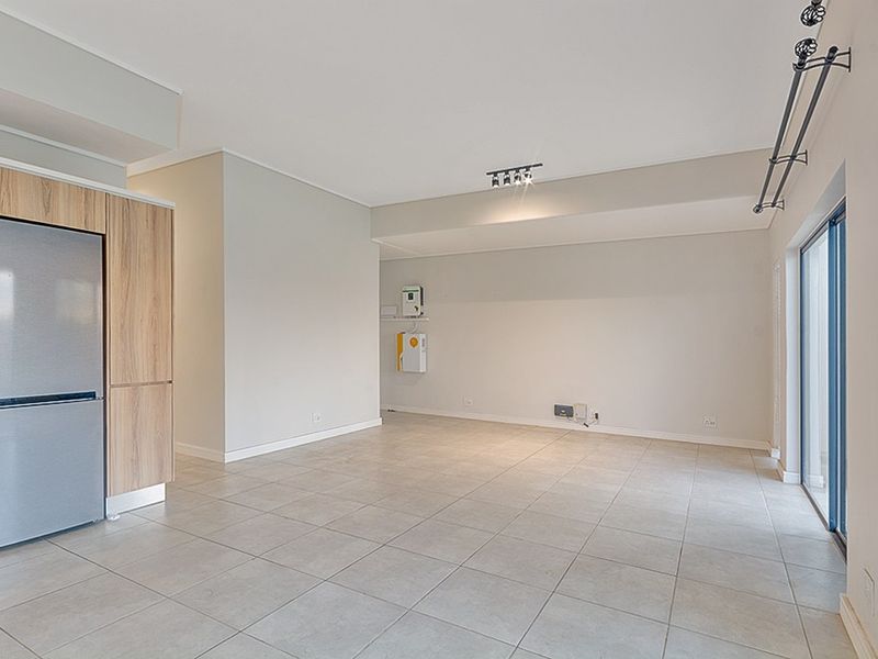 Apartment Rental Monthly In Midrand - Photo 8