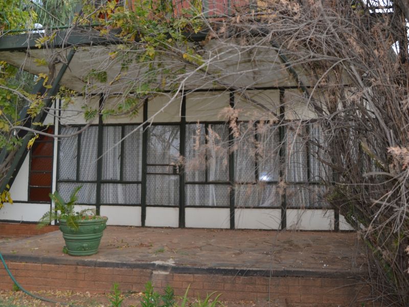 House For Sale In Vanderbijlpark - Photo 3