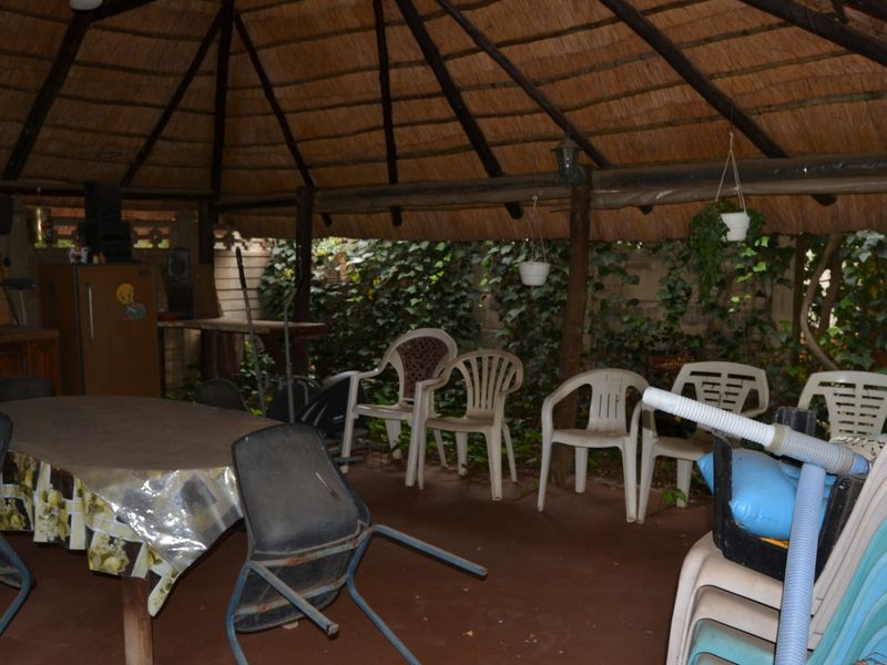 House For Sale In Vanderbijlpark - Photo 9