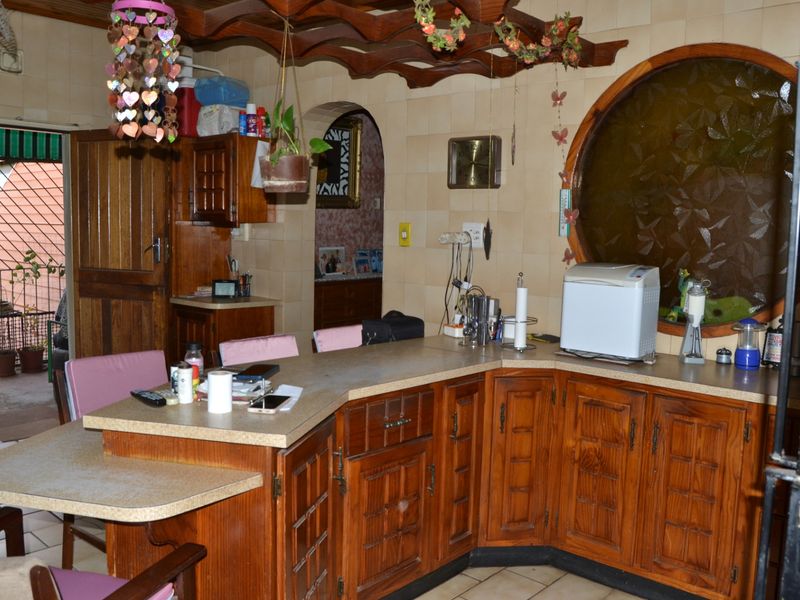 House For Sale In Vanderbijlpark - Photo 2