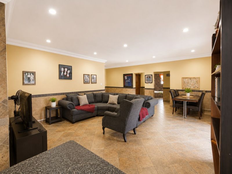 Townhouse For Sale In Middelburg - Photo 4