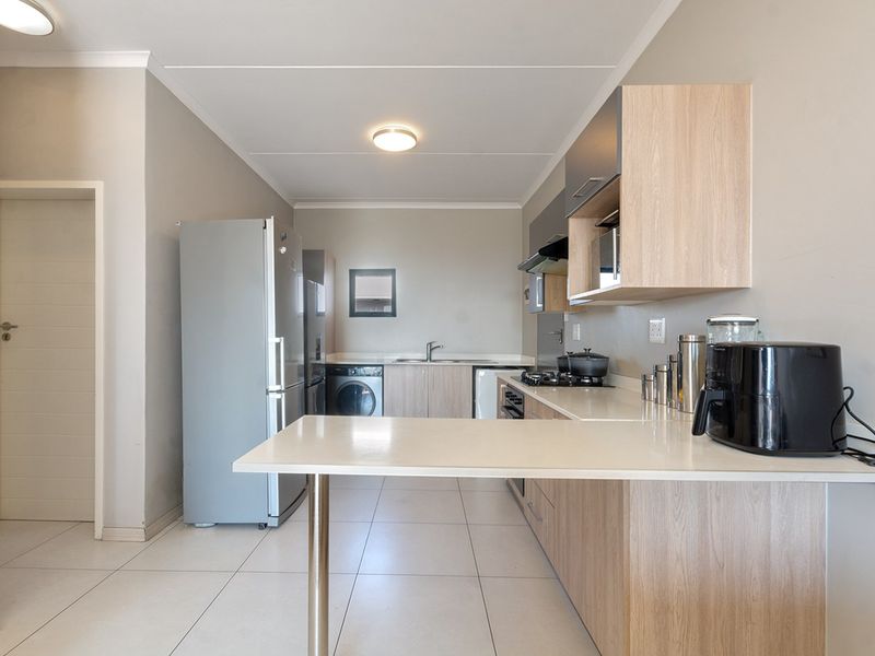 Apartment For Sale In Midrand - Photo 8