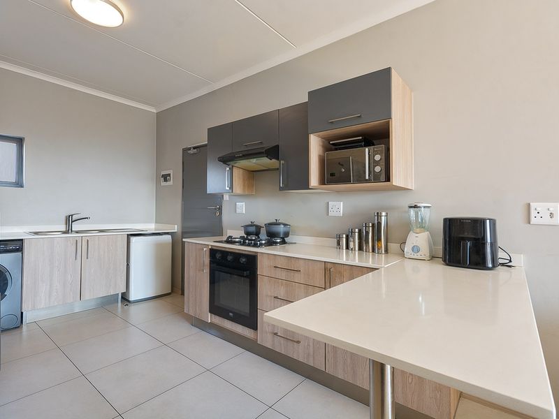 Apartment For Sale In Midrand - Photo 9