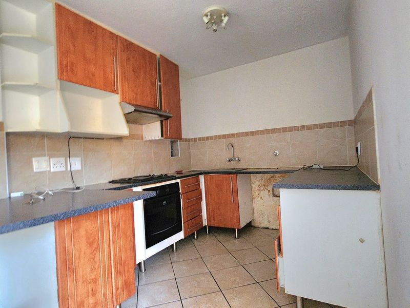 Apartment Rental Monthly In Midrand - Photo 4