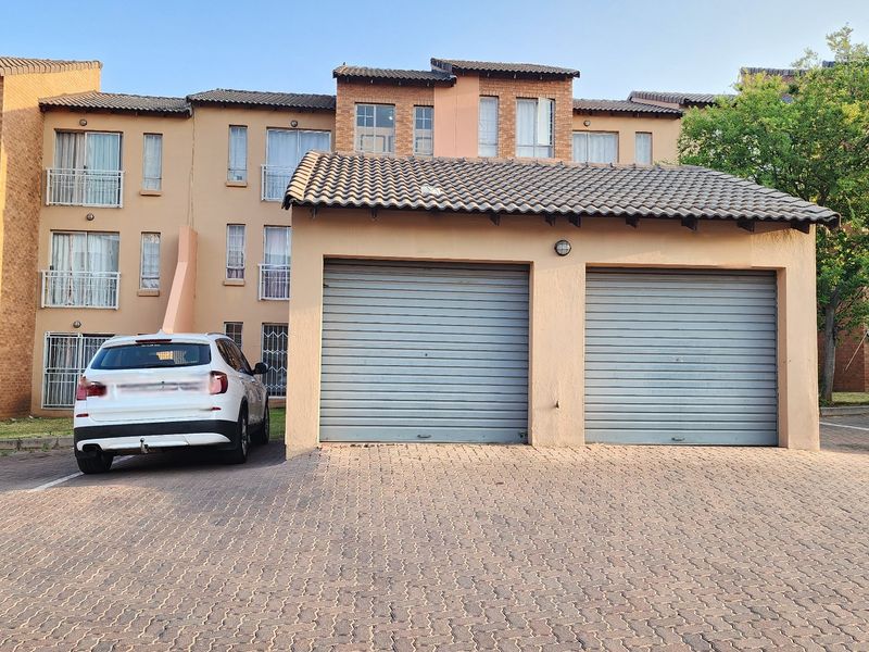Apartment Rental Monthly In Midrand - Photo 1