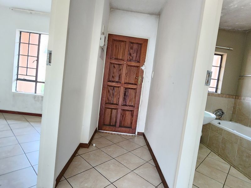 Apartment Rental Monthly In Midrand - Photo 10