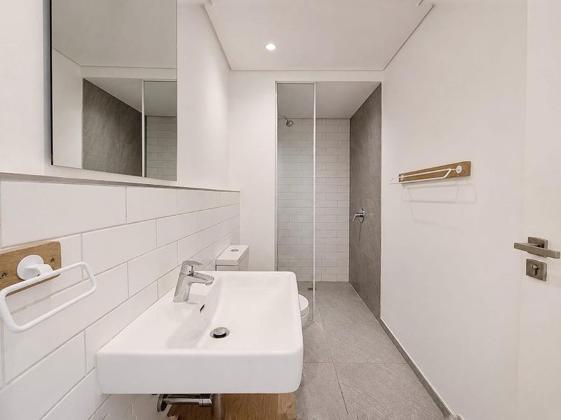 Apartment Rental Monthly In Cape Town - Photo 8