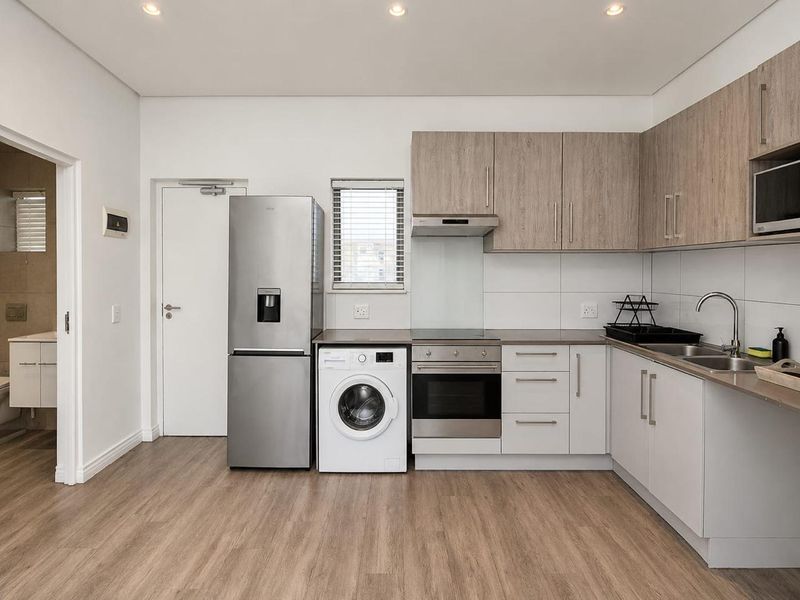 Apartment Rental Monthly In Cape Town - Photo 6
