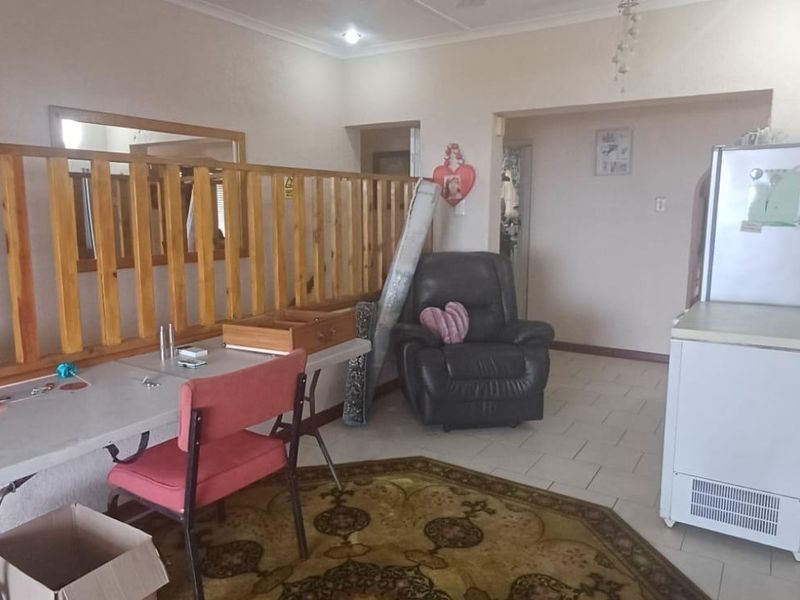 House For Sale In Margate - Photo 10